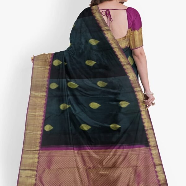 kanchpuram-silk-saree-dark-green